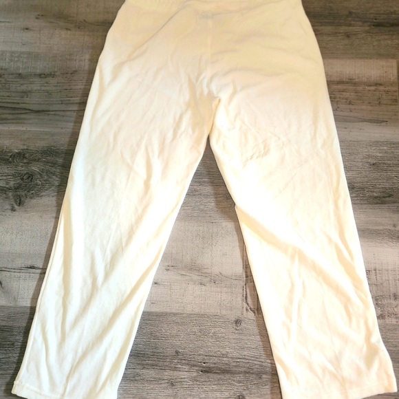 NWT Two-piece Ladies cream velour rhinestone jacket and pants - Picture 7 of 7